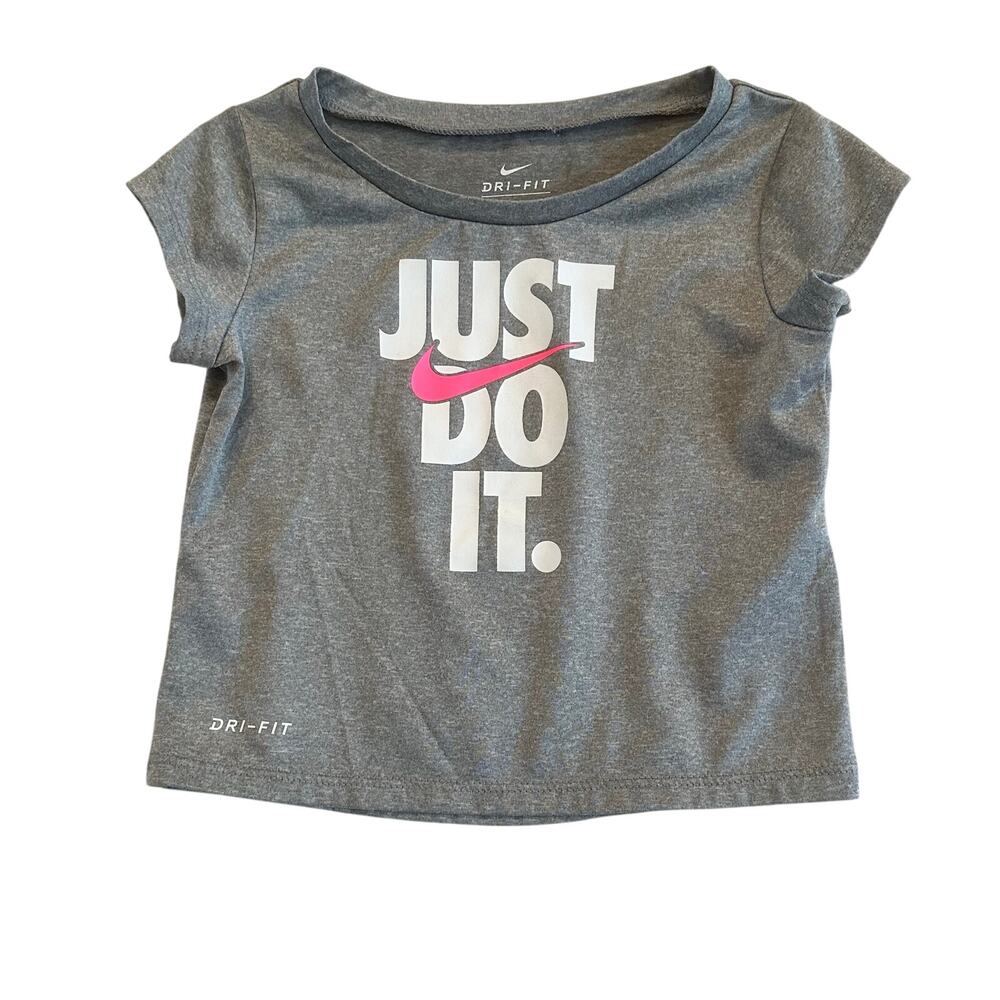 Nike Logo Tee sz 24 m Girls Nike Logo Tee
